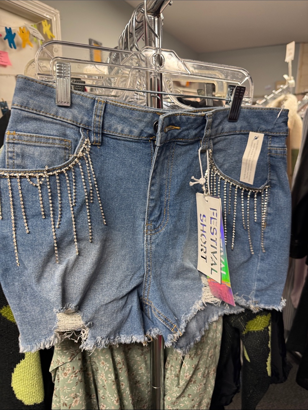 Love wish denim shorts size 9 // 092050